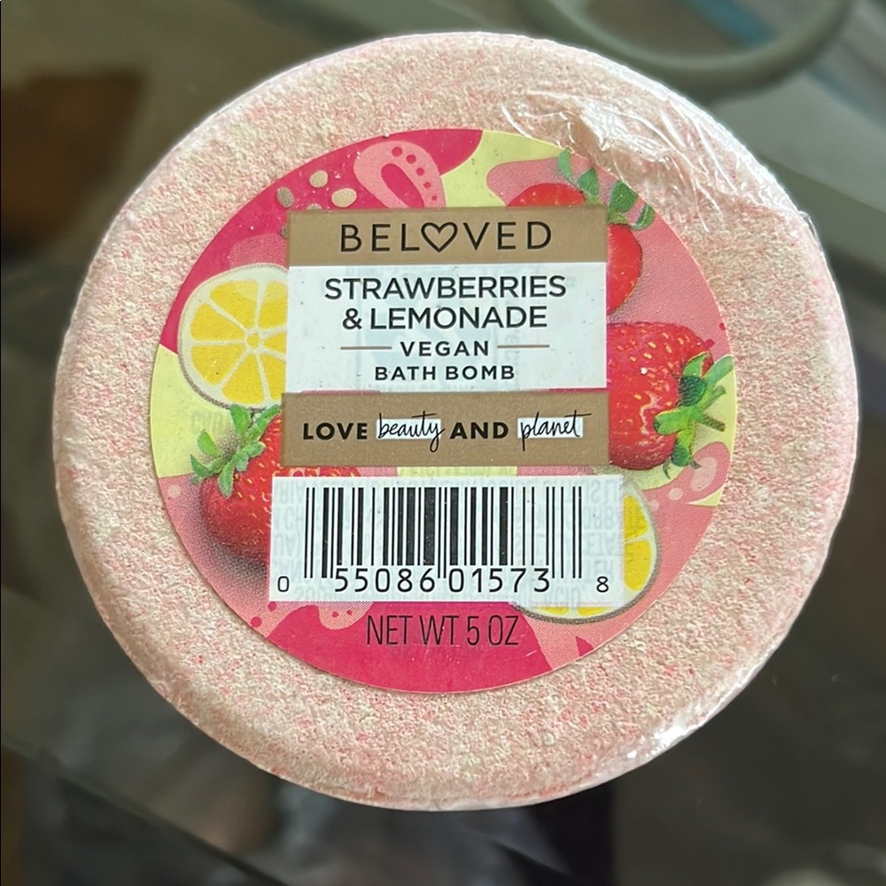 Strawberries & Lemonade Vegan Bath Bomb - Pink